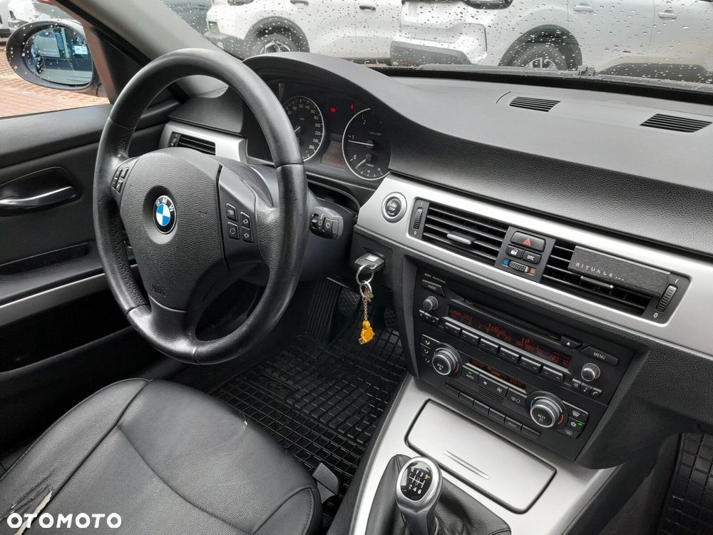 BMW Seria 3 - 20