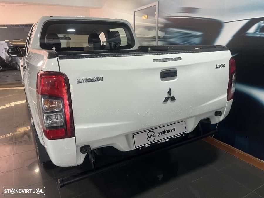 Mitsubishi L200 2.3 DI-D 4WD Cabine Dupla - IVA Dedutível - 7