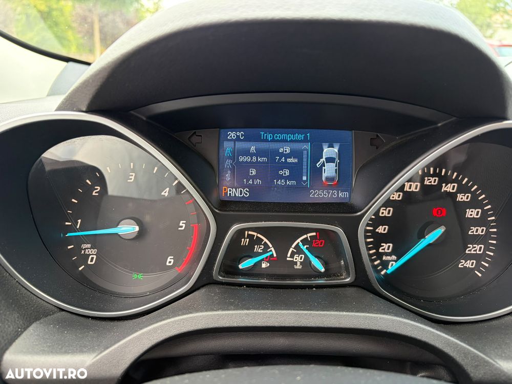 Ford Kuga 2.0 TDCi 4WD Powershift Titanium - 14