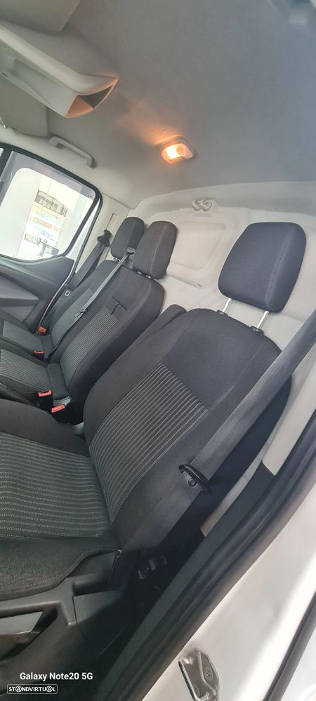 Ford Transit Custom - 15