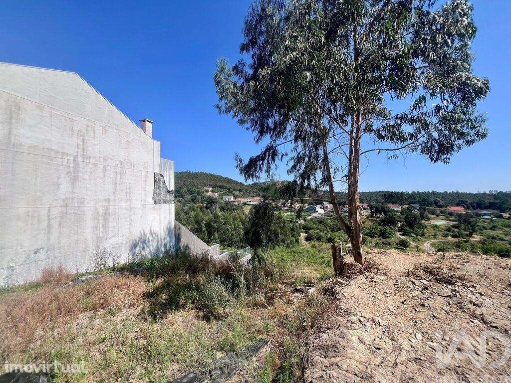 Terreno em Fânzeres e São Pedro da Cova de 294,00 m2 - Grande imagem: 3/9