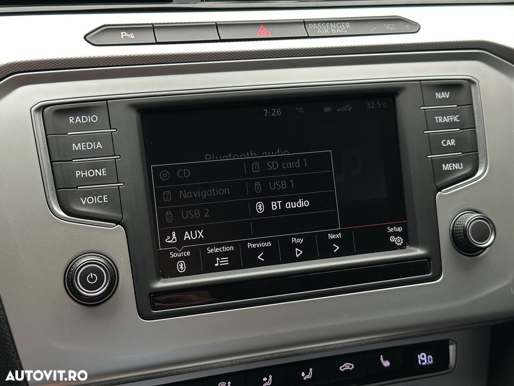 Volkswagen Passat 2.0 TDI Comfortline - 19