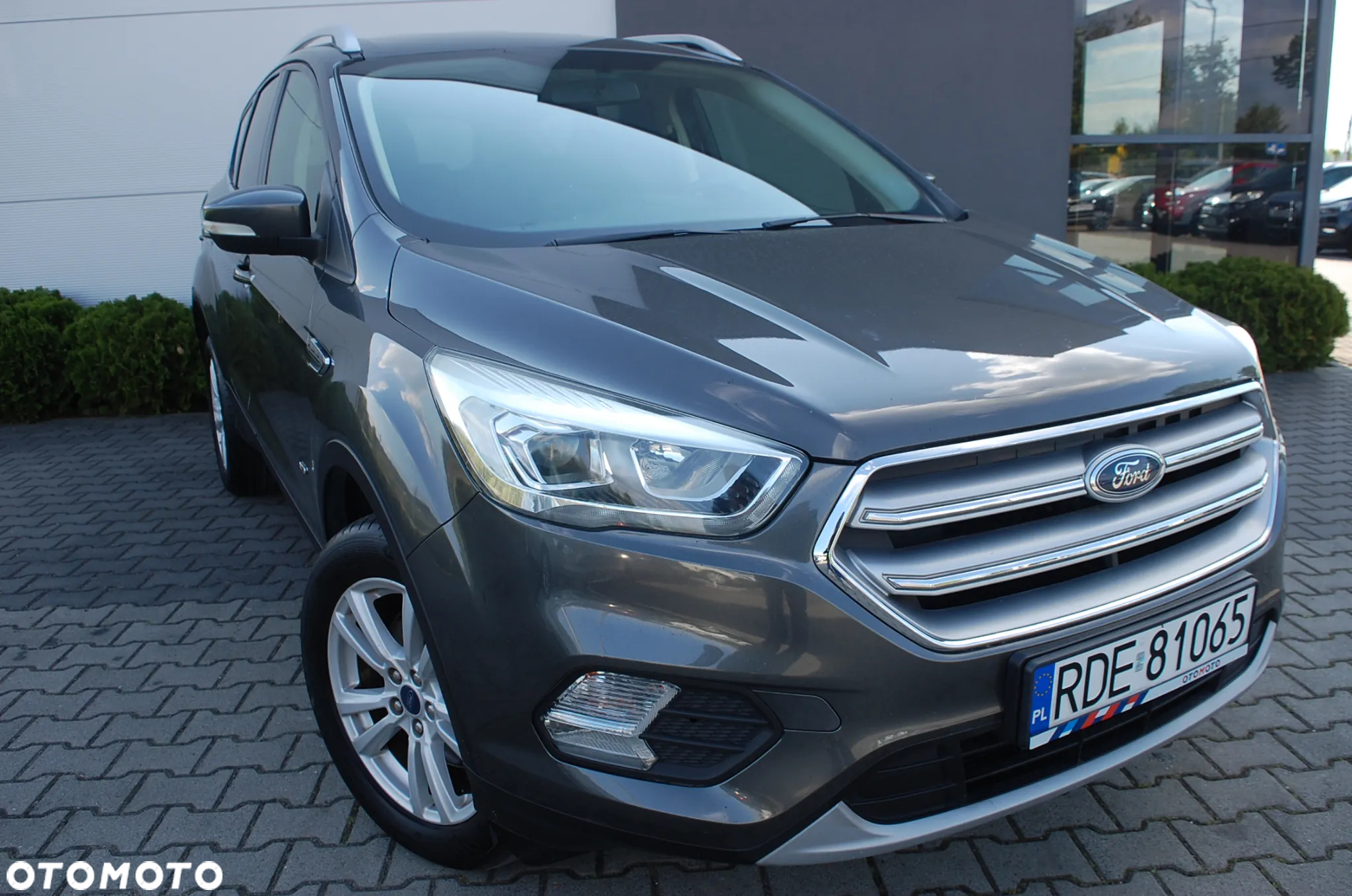 Ford Kuga 2.0 TDCi 4x4 Trend - 2