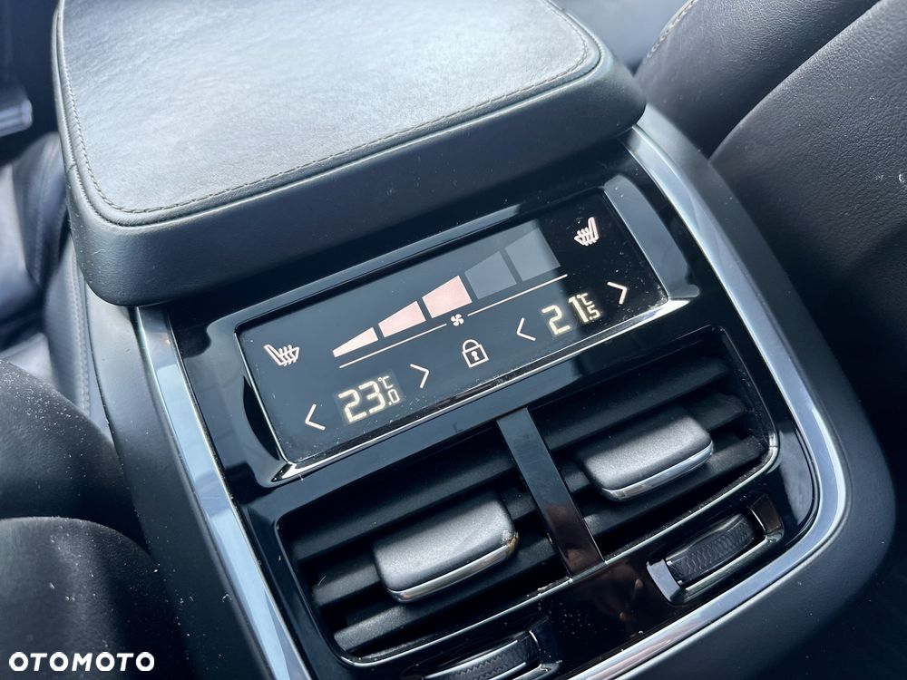 Volvo XC 90 T8 AWD Plug-In Hybrid R-Design 7os - 21