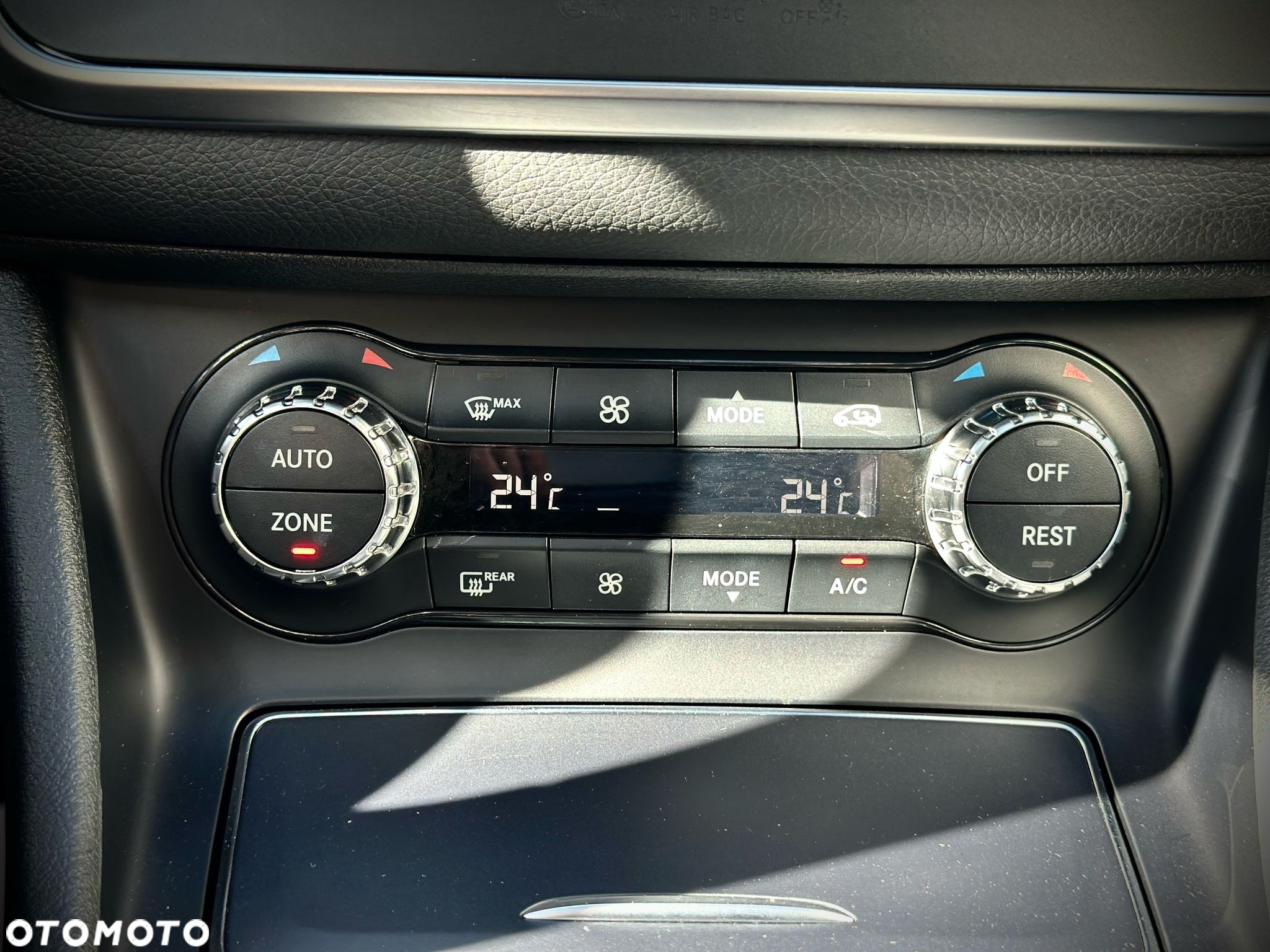 Mercedes-Benz CLA 200 7G-DCT AMG Line - 15