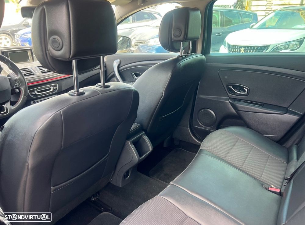 Renault Mégane Sport Tourer 1.5 dCi GT Line - 13