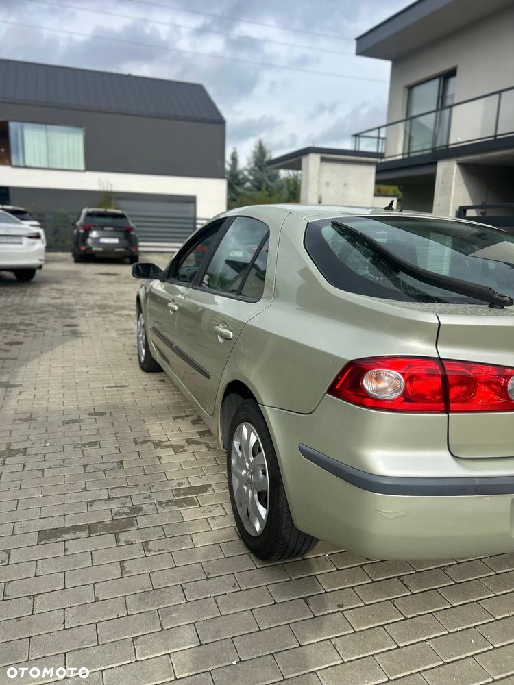 Renault Laguna - 12