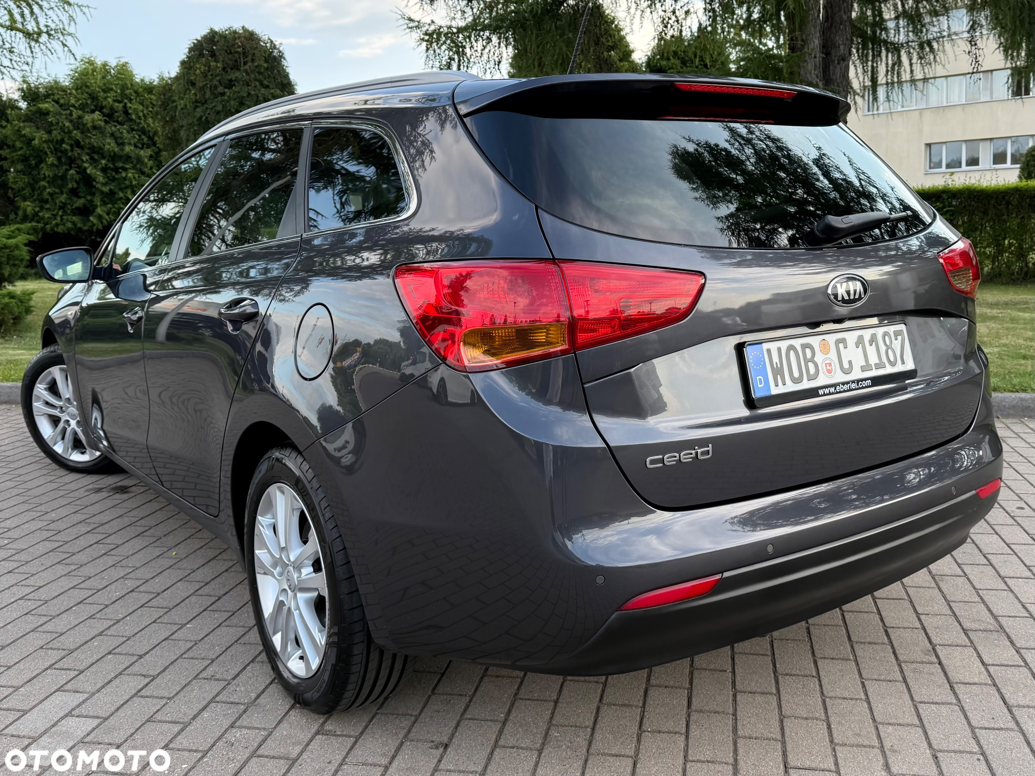Kia Ceed 1.6 GDI Dream-Team Edition - 33