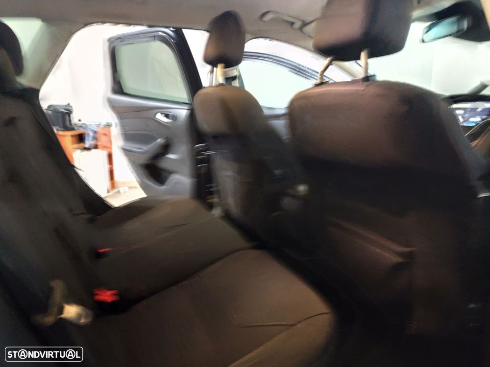 Ford Focus SW 1.0 EcoBoost Titanium - 19