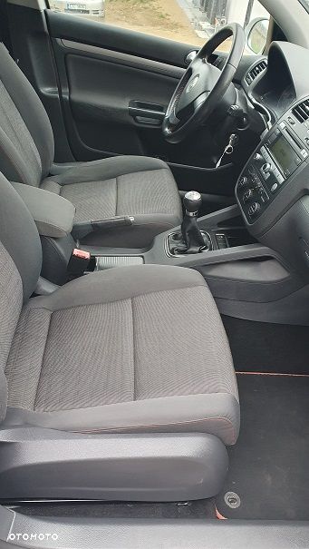 Volkswagen Golf 1.9 TDI DPF Goal - 12