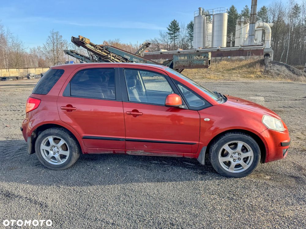Suzuki SX4 1.6 GS / Premium - 2