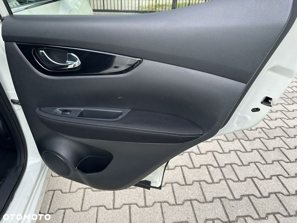 Nissan Qashqai - 17