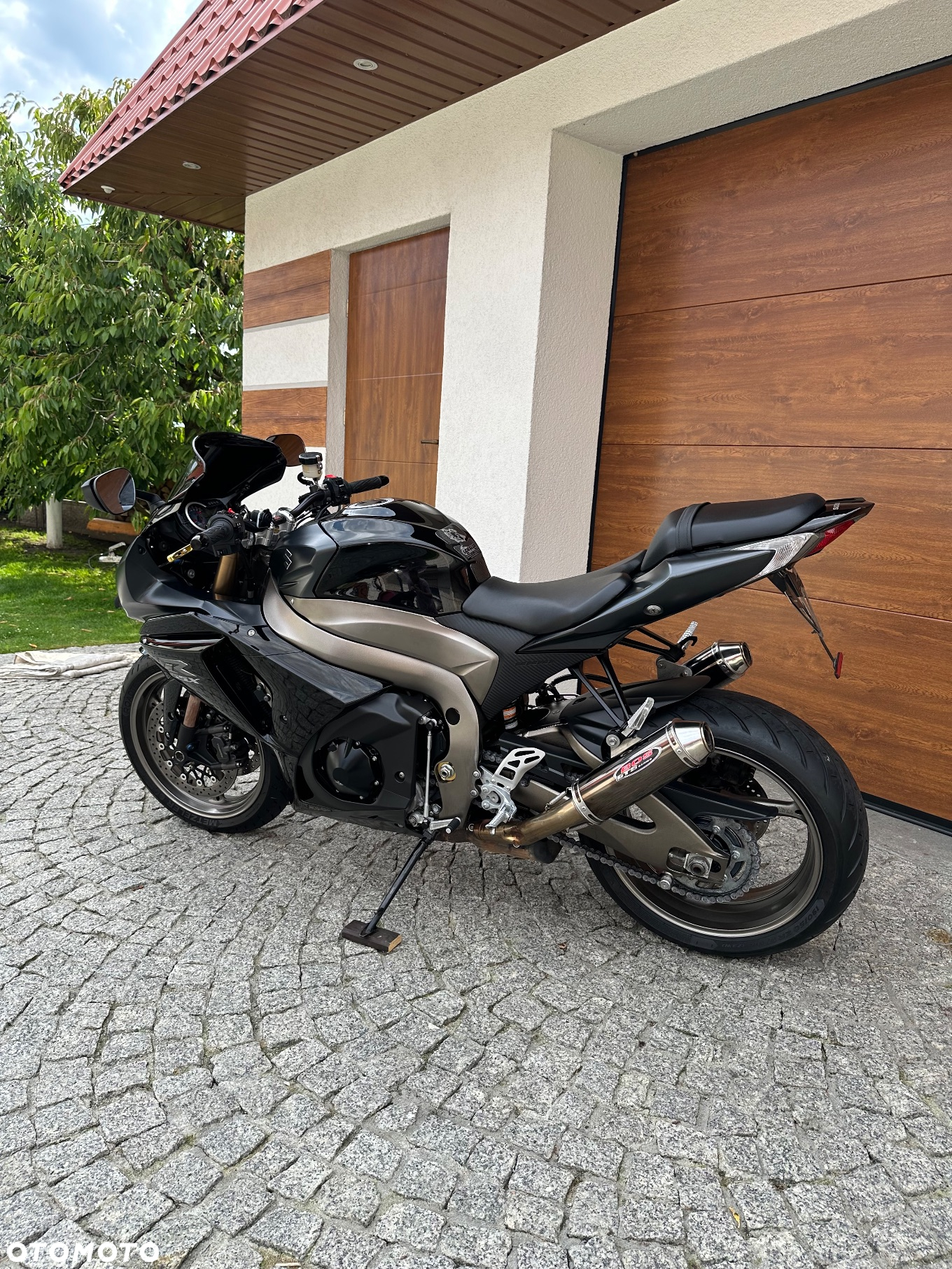 Suzuki GSX-R - 15