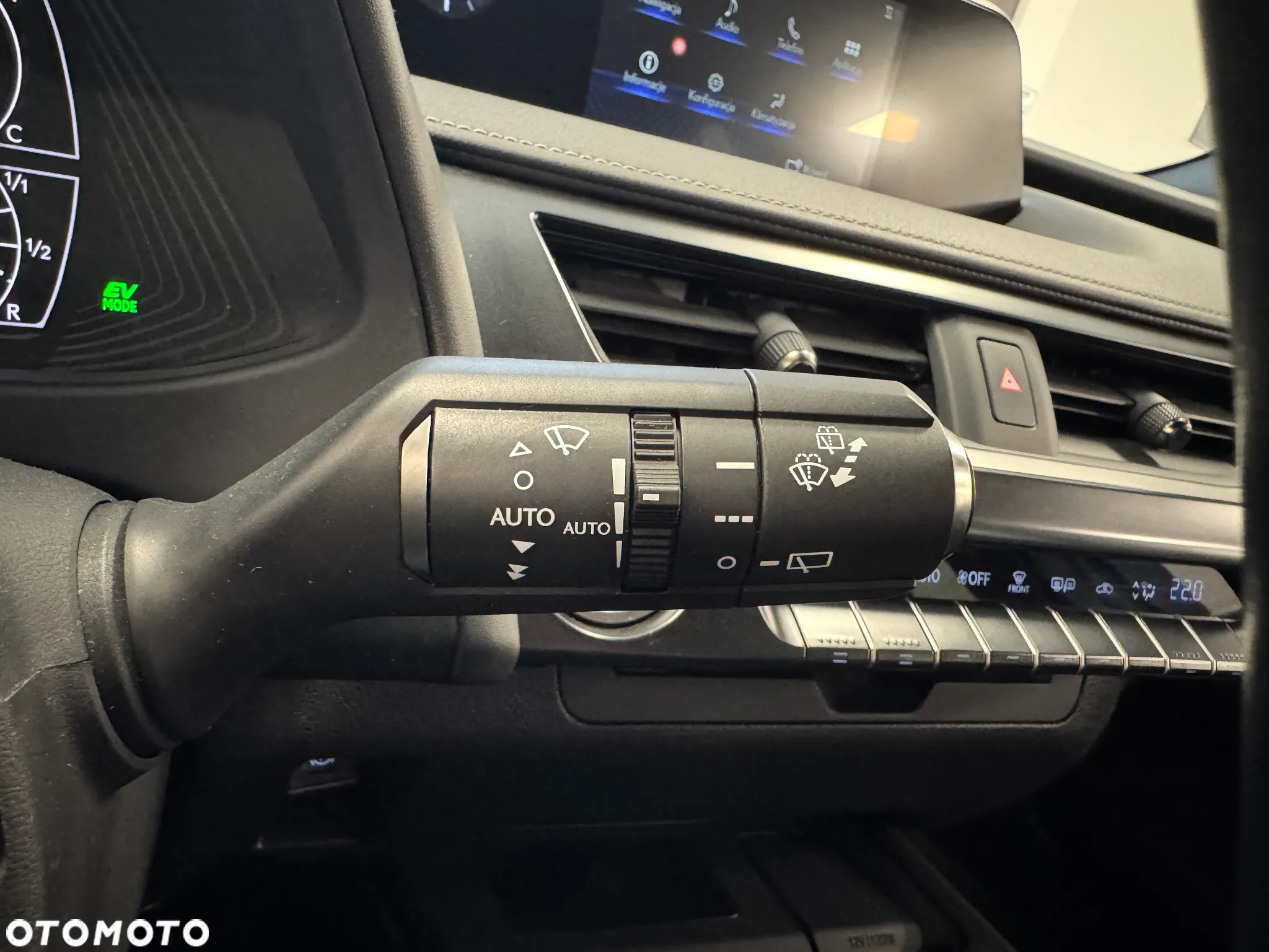 Lexus UX 200 Luxury Line - 15