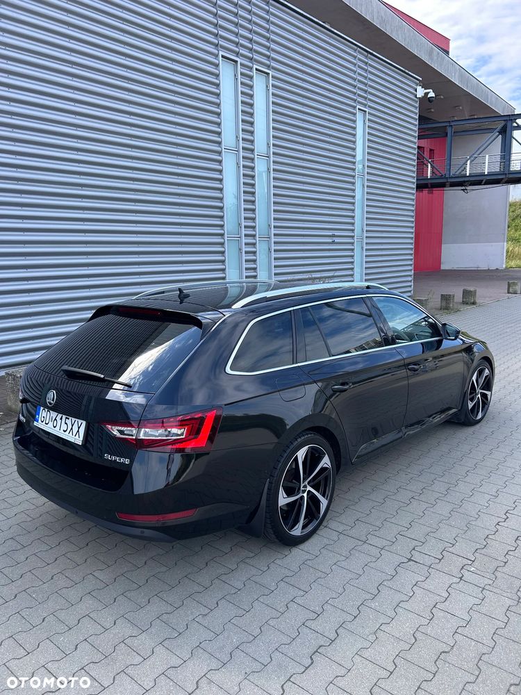 Skoda Superb 2.0 TDI Style DSG - 3