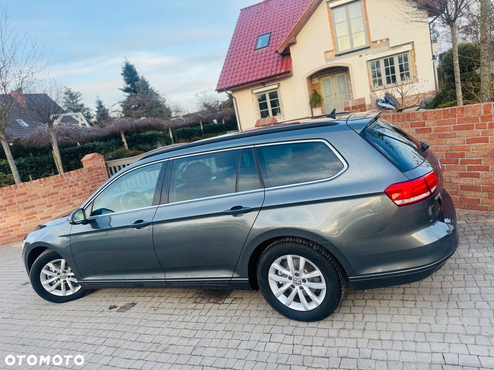 Volkswagen Passat 2.0 TDI SCR DSG Highline - 36