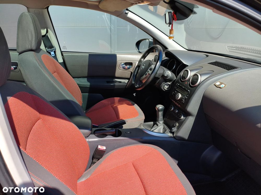 Nissan Qashqai - 12