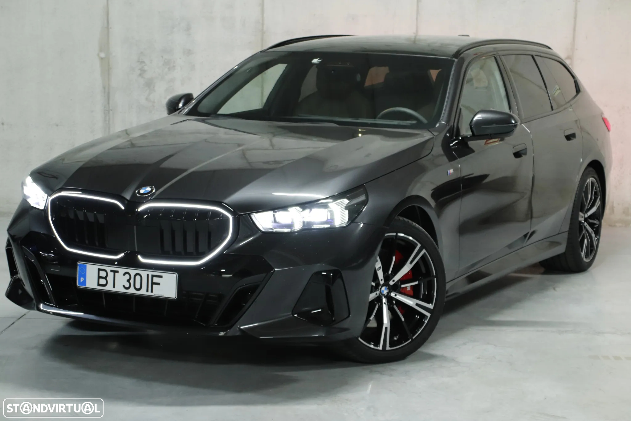 BMW 540 d xDrive Pack Desportivo M - 3