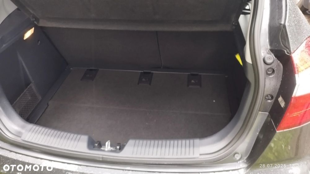 Kia Rio - 15