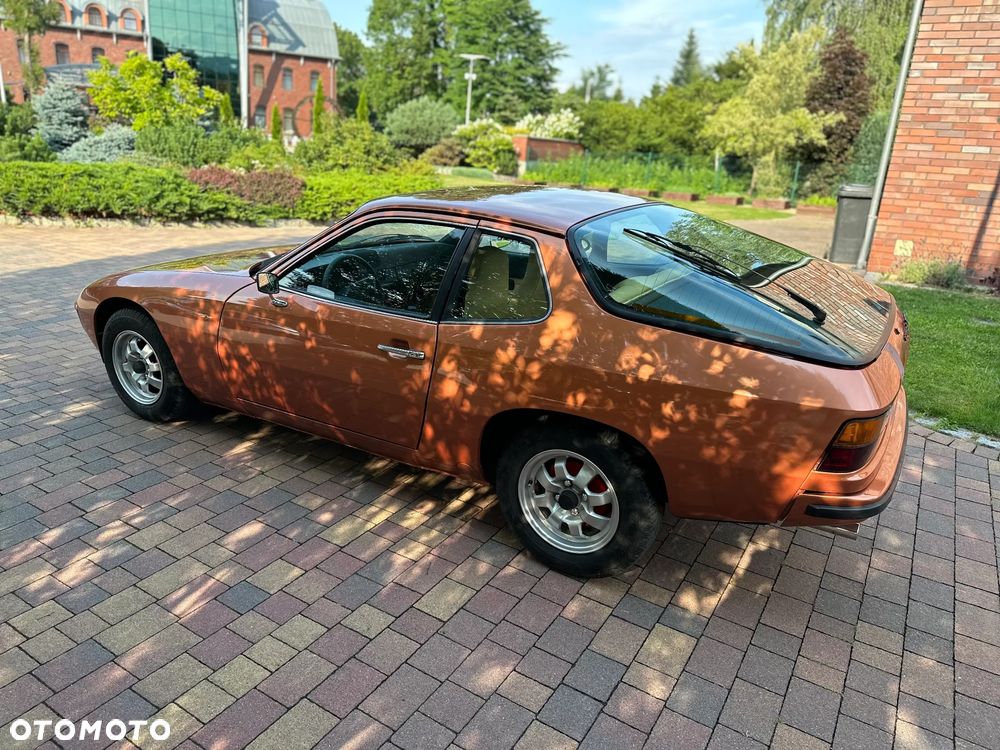 Porsche 924 - 11