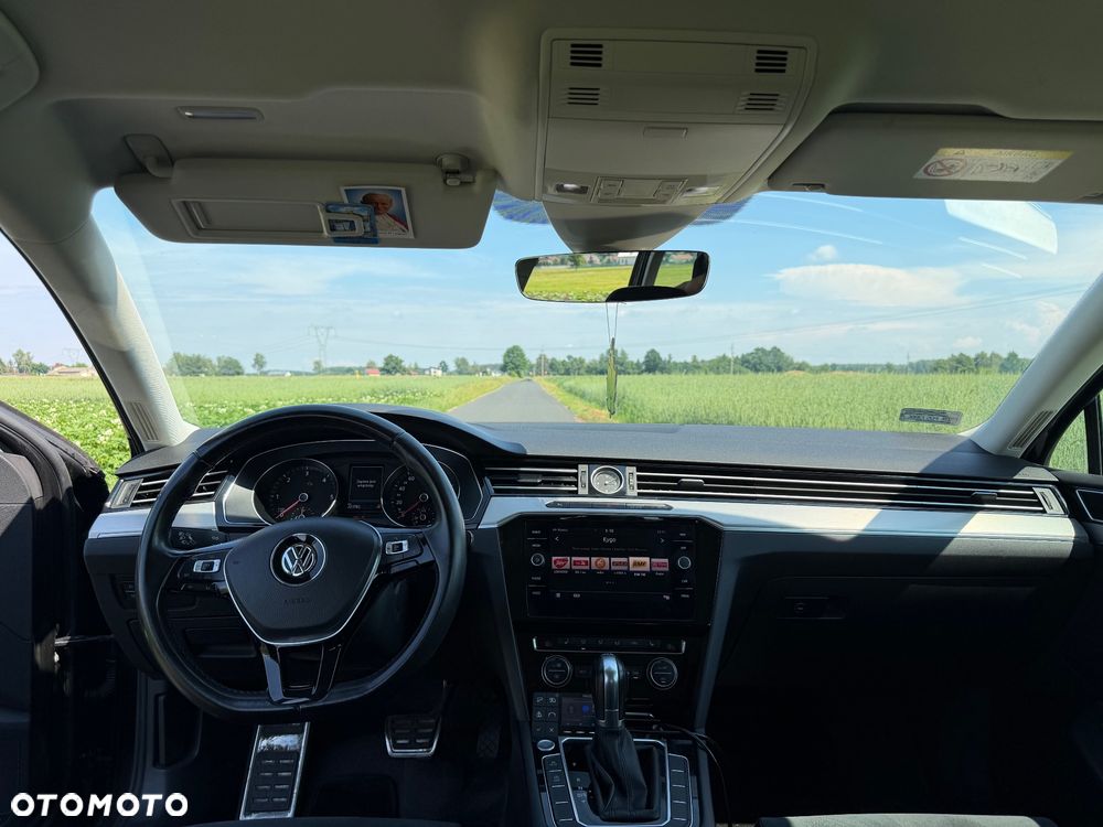 Volkswagen Passat 2.0 TDI BMT Highline DSG7 - 9