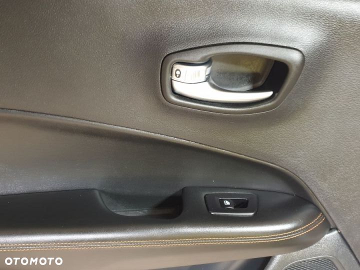 JEEP COMPASS od 2017r Fotele Kanapy Boczki Skórzane Komplet - 8