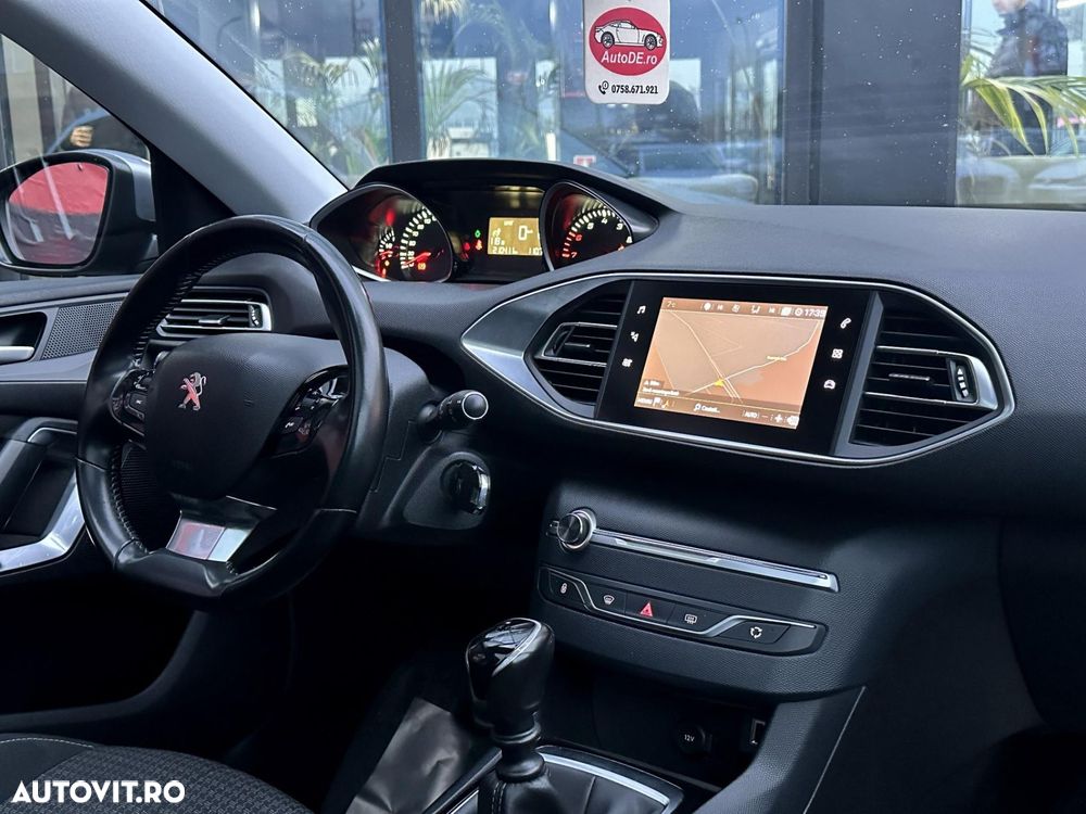 Peugeot 308 - 12