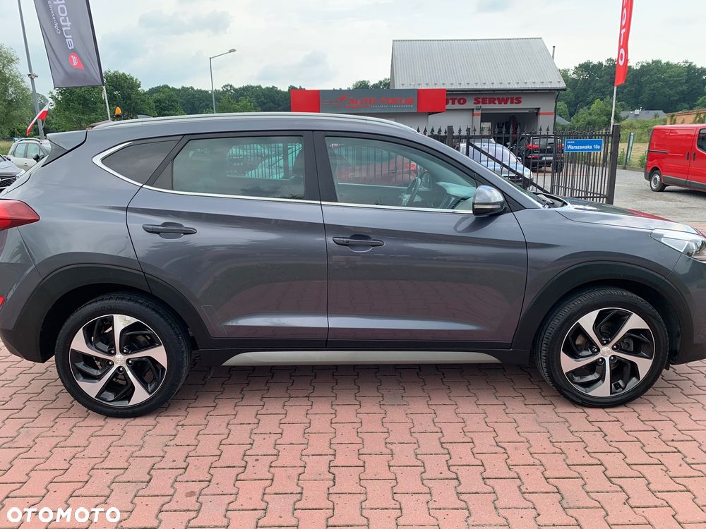 Hyundai Tucson blue 1.7 CRDi 2WD Trend - 11
