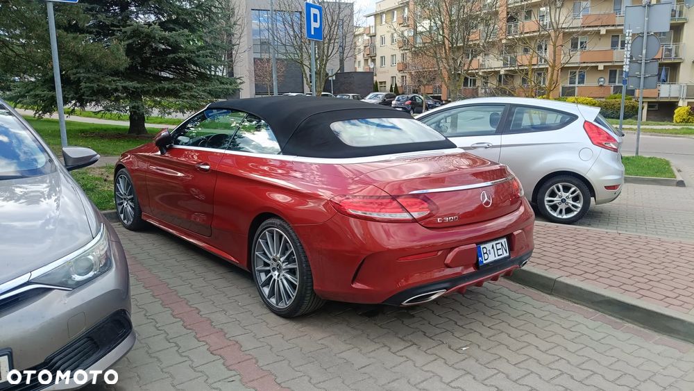 Mercedes-Benz Klasa C 300 9G-TRONIC - 8