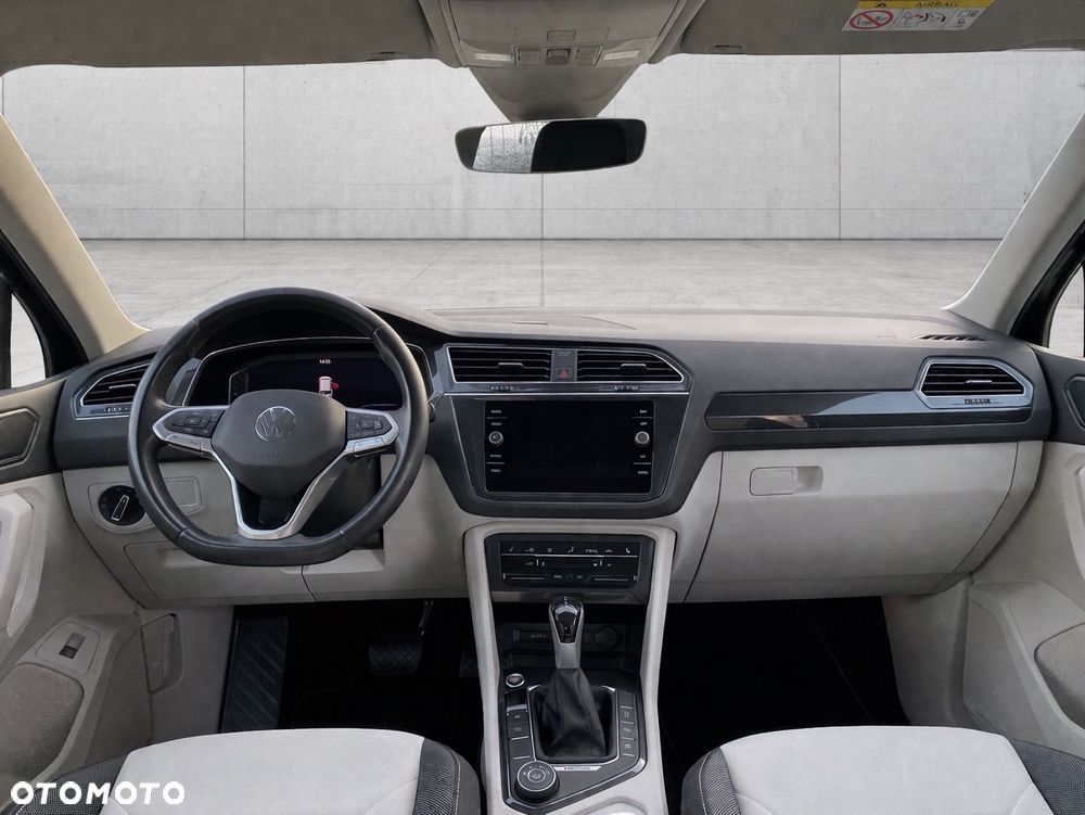 Volkswagen Tiguan 2.0 TSI 4Mot Elegance DSG - 9