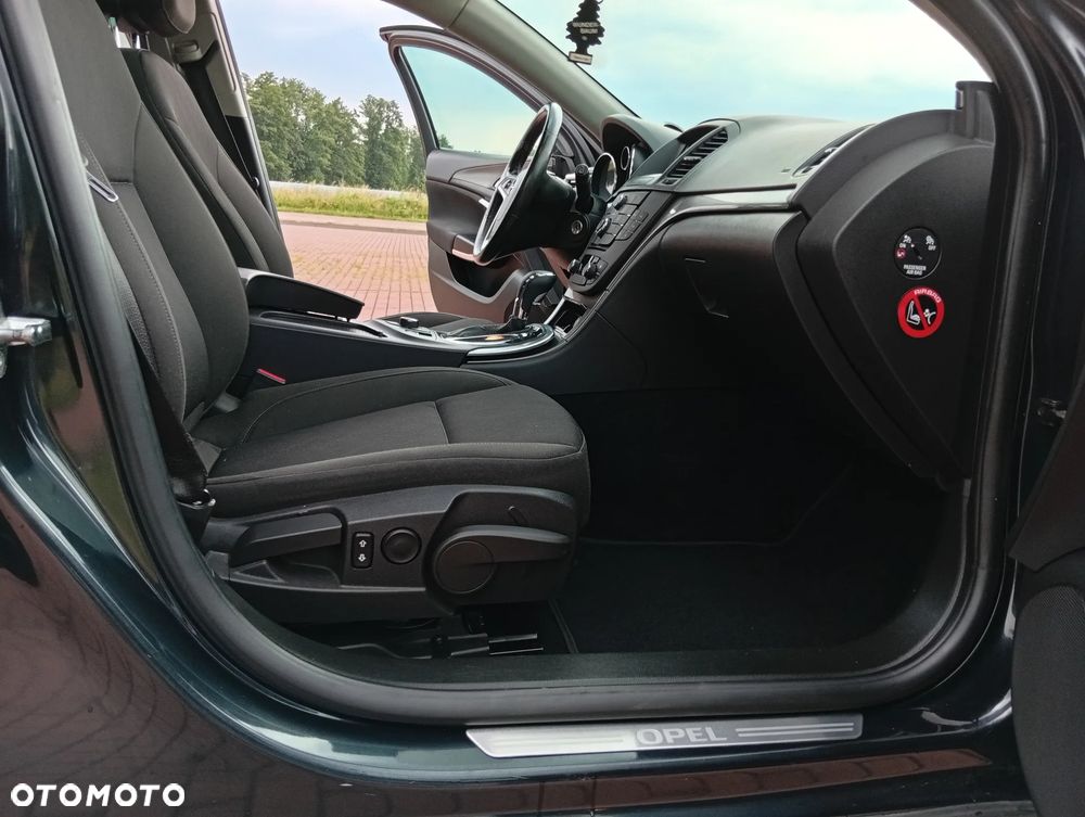Opel Insignia - 14
