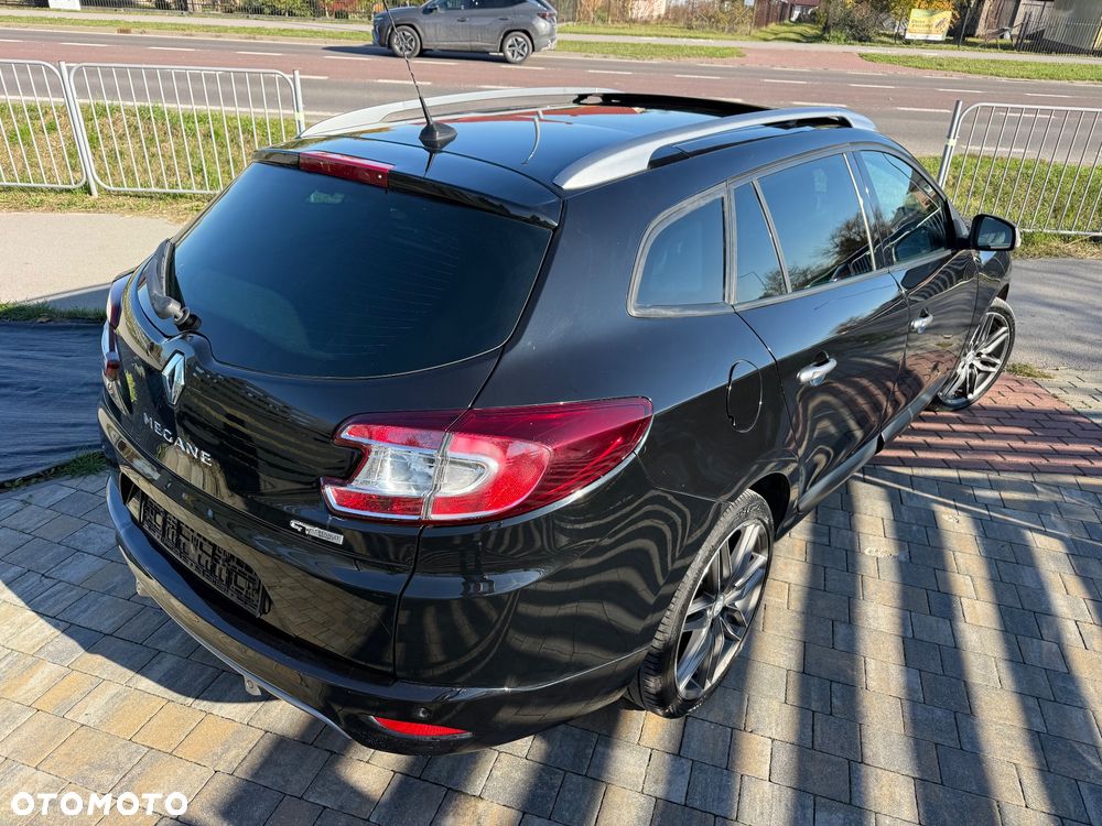 Renault Megane TCe 180 GT - 27