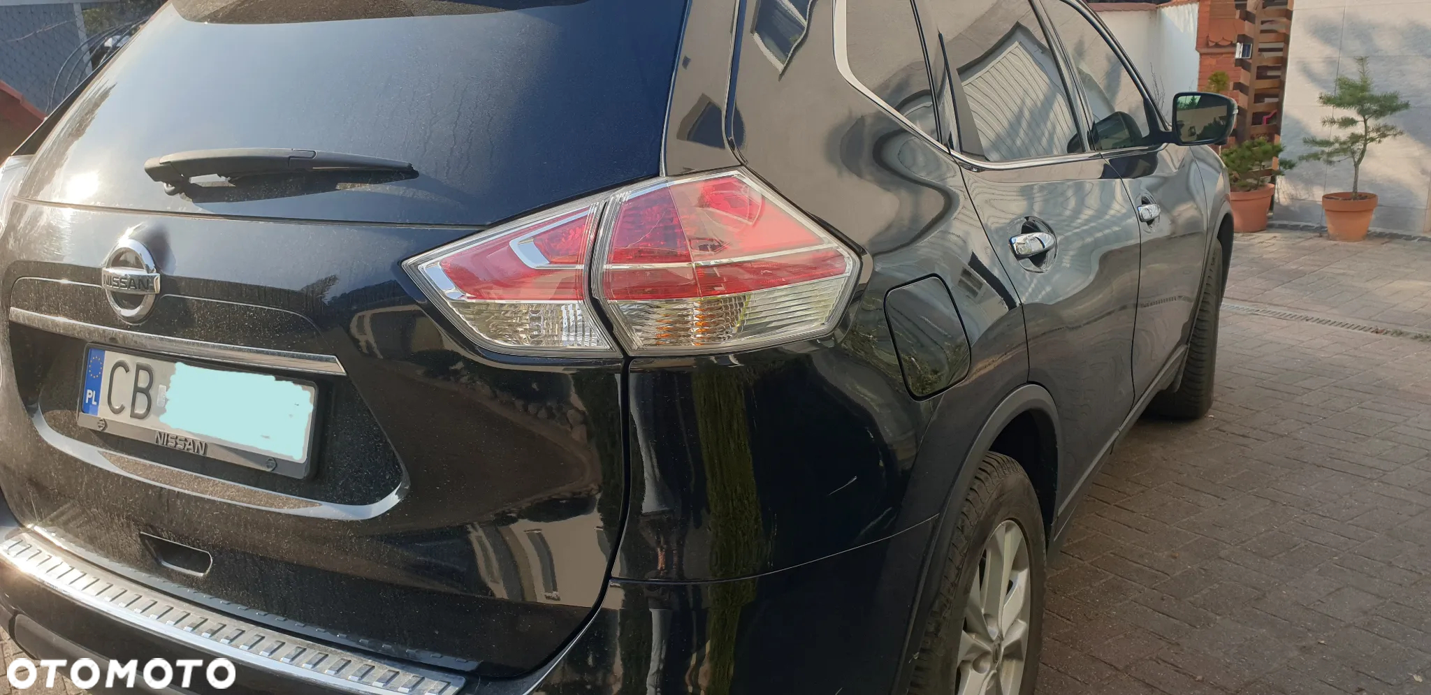 Nissan Rogue - 4