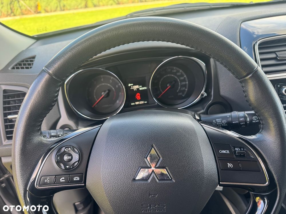 Mitsubishi ASX 1.6 2WD Edition 100+ - 17