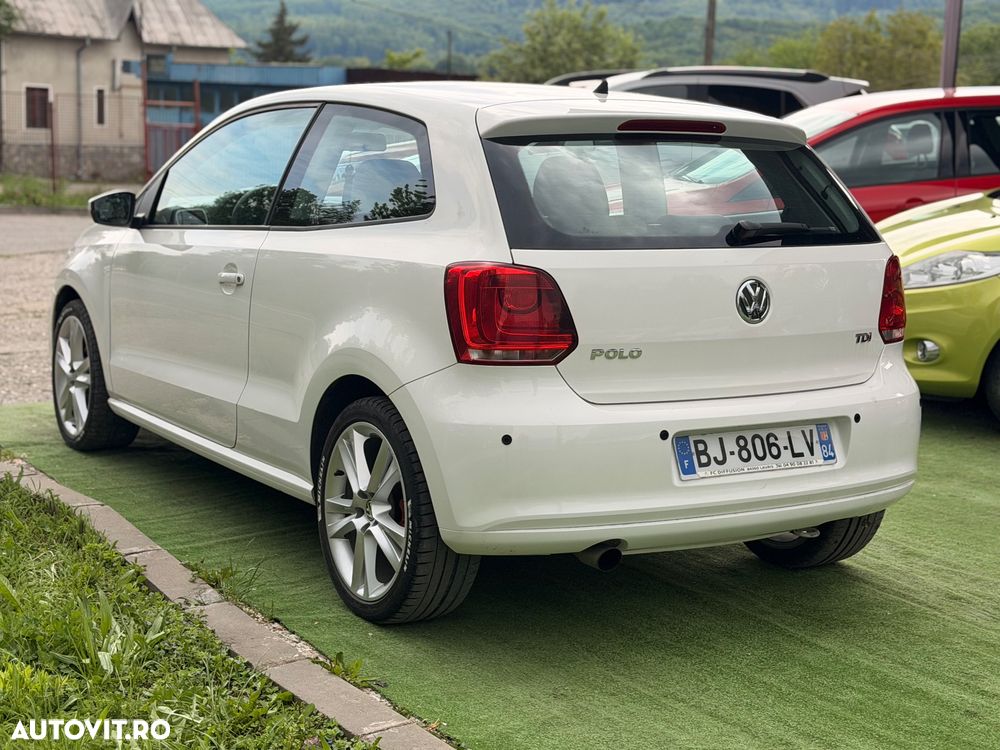 Volkswagen Polo 1.6 TDI DSG Highline - 4