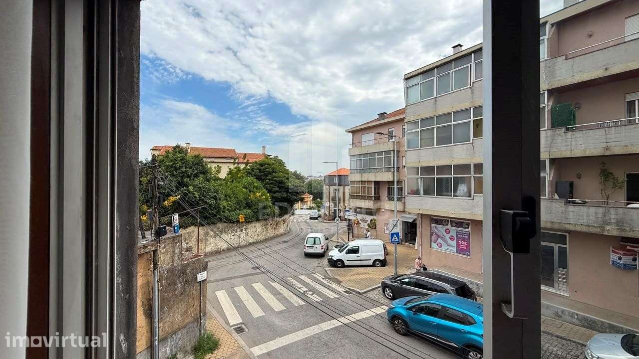 Apartamento T2 mobilado no Candal, próximo ao arrábida Shopping -  Dis - Grande imagem: 2/6