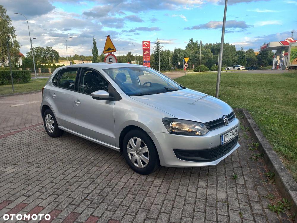 Volkswagen Polo 1.2 MATCH - 1