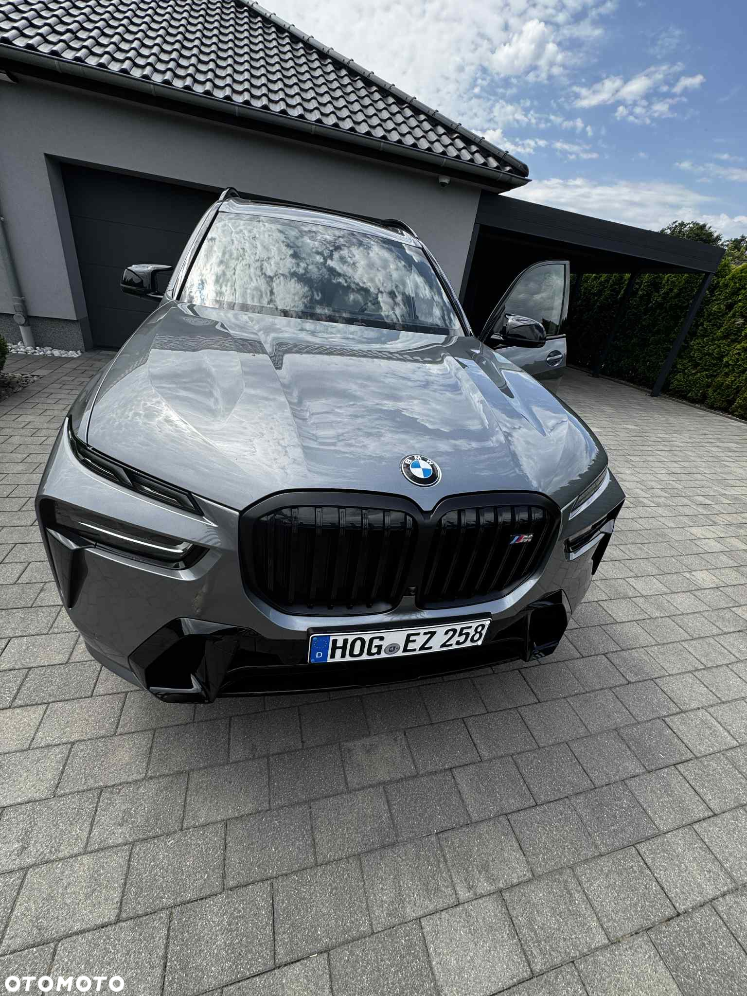 BMW X7 M60i xDrive - 11