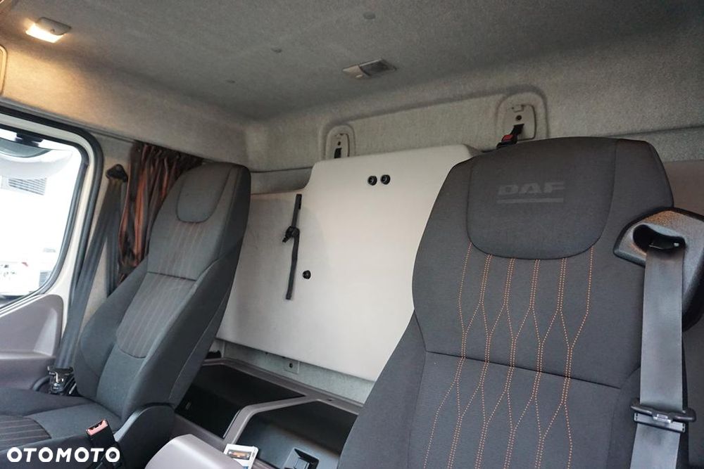 DAF LF / 260 / ACC / E 6 / FIRANKA / 21 PALETY / DŁ. 8,5 M / ŁAD. 8760 KG - 40