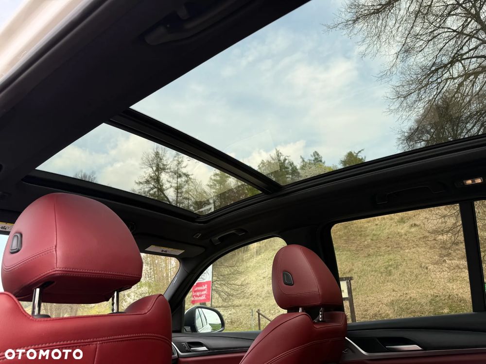 BMW X3 xDrive30i Luxury Line - 30