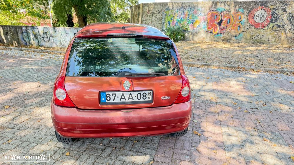 Renault Clio 1.2 16V SE Extreme - 7