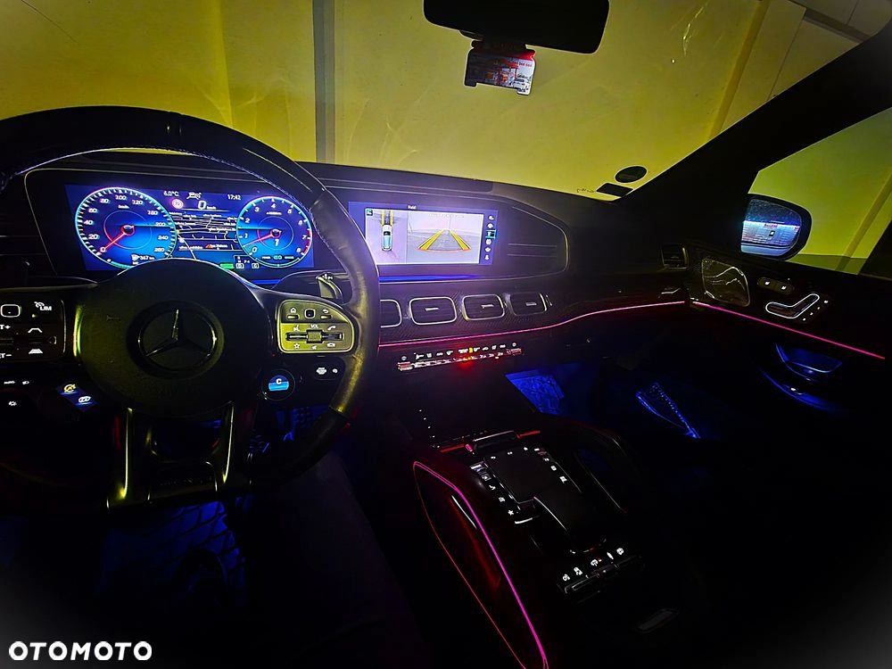 Mercedes-Benz GLE - 12