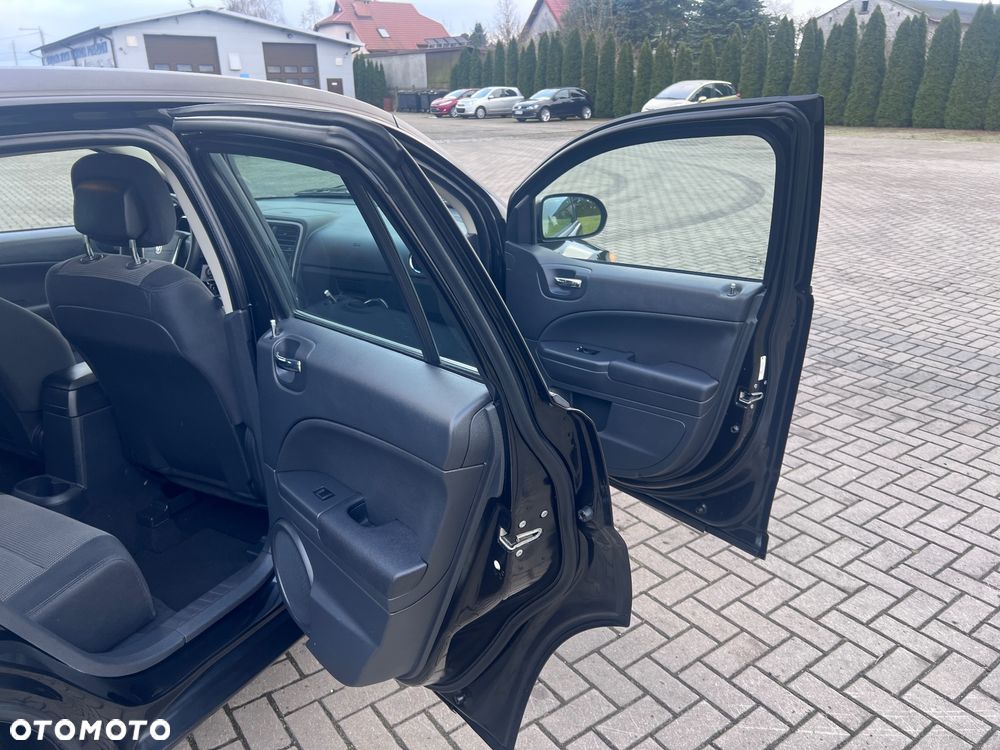 Dodge Caliber 2.0 SE - 22