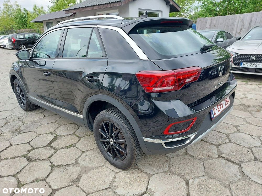 Volkswagen T-Roc - 8