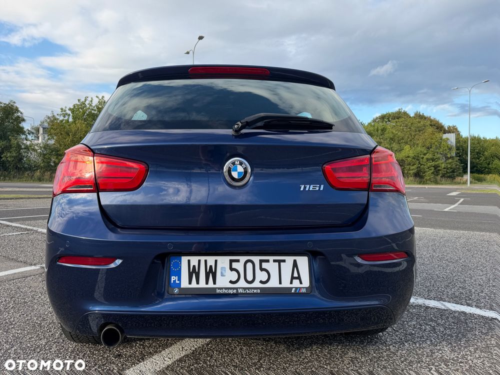 BMW Seria 1 116i - 6