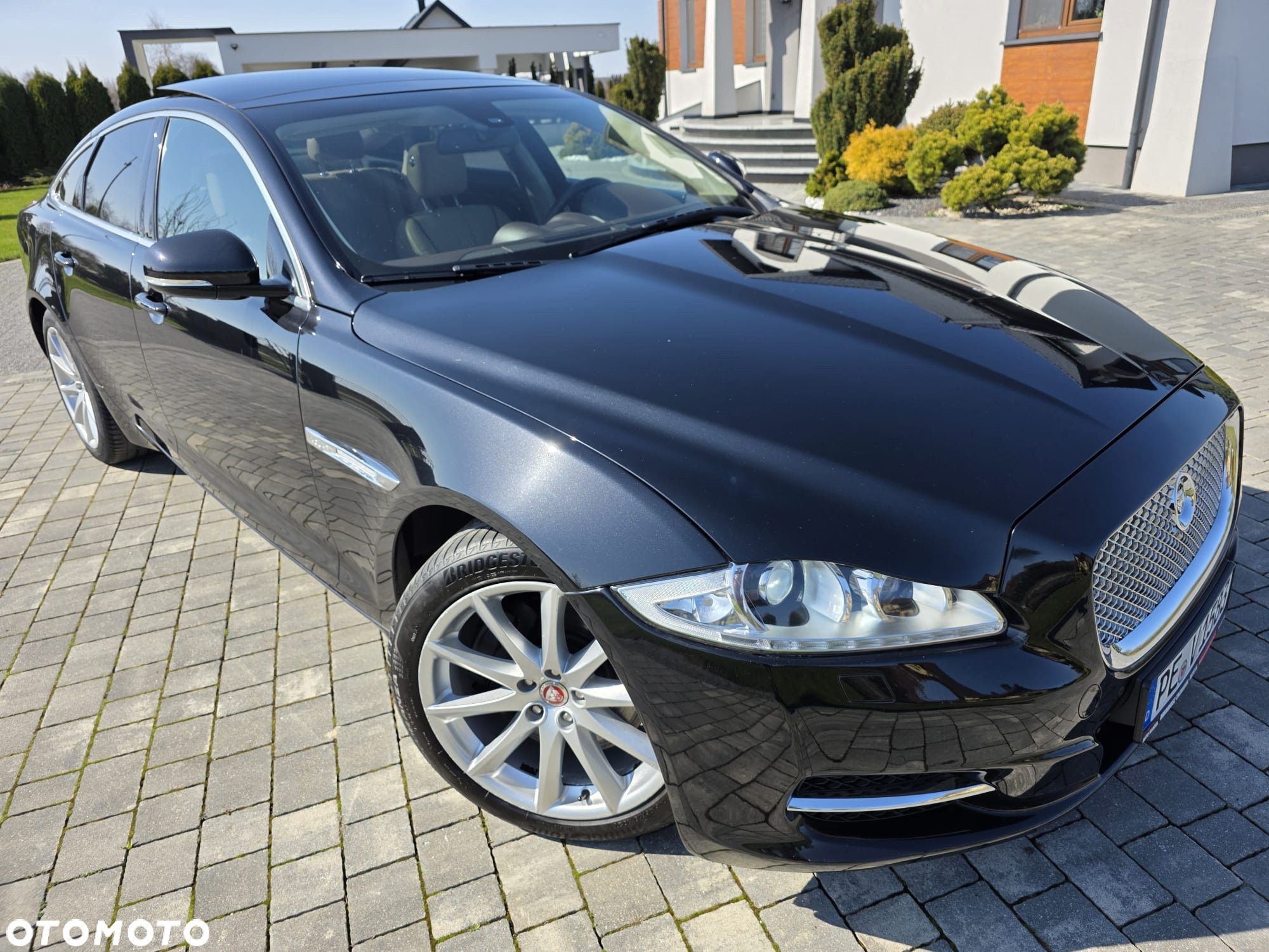 Jaguar XJ 3.0 D V6 Portfolio - 1