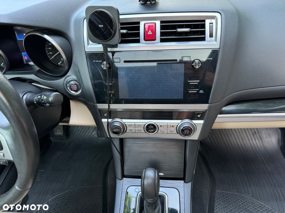 Subaru Outback 2.5i Exclusive - 14