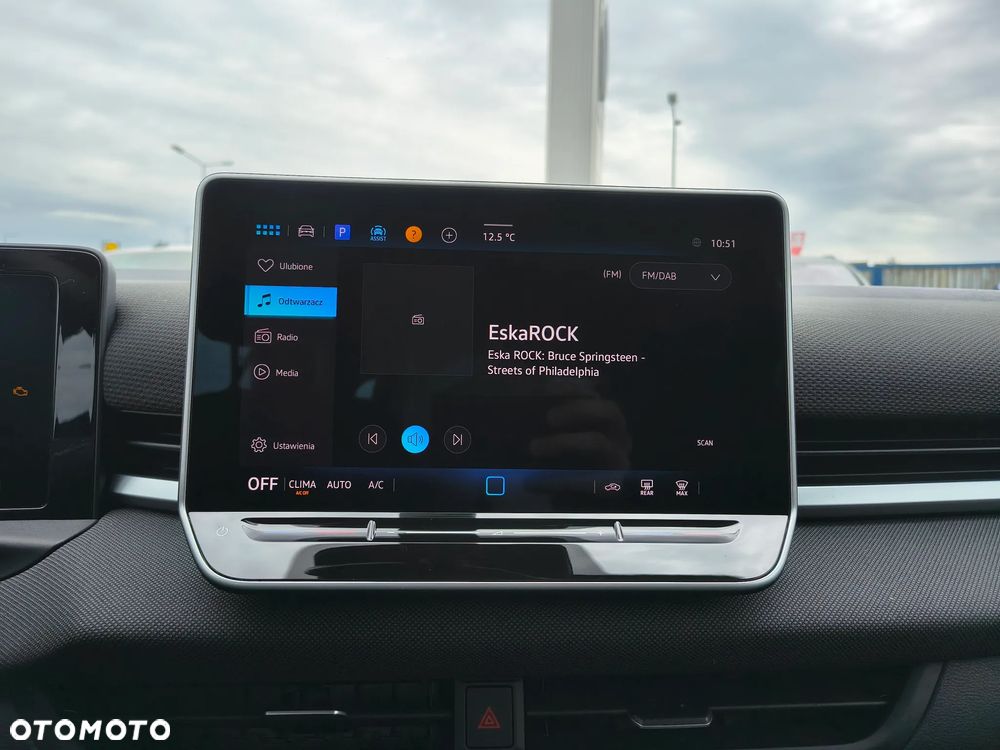 Volkswagen T-Roc 1.5 eTSI Trend DSG - 13