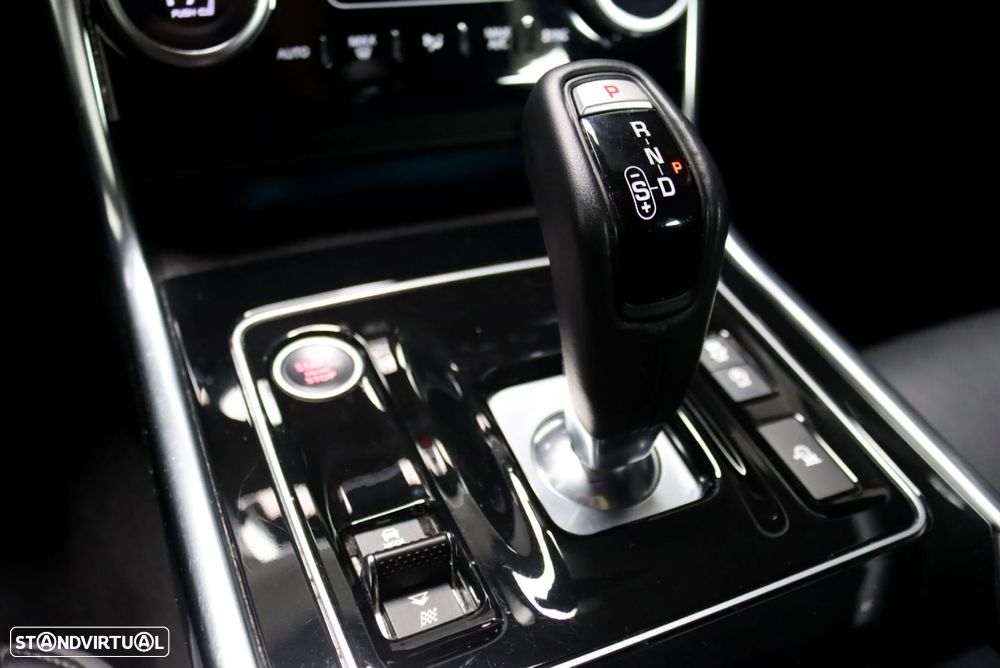 Jaguar XE D180 Aut. R-Dynamic S - 26