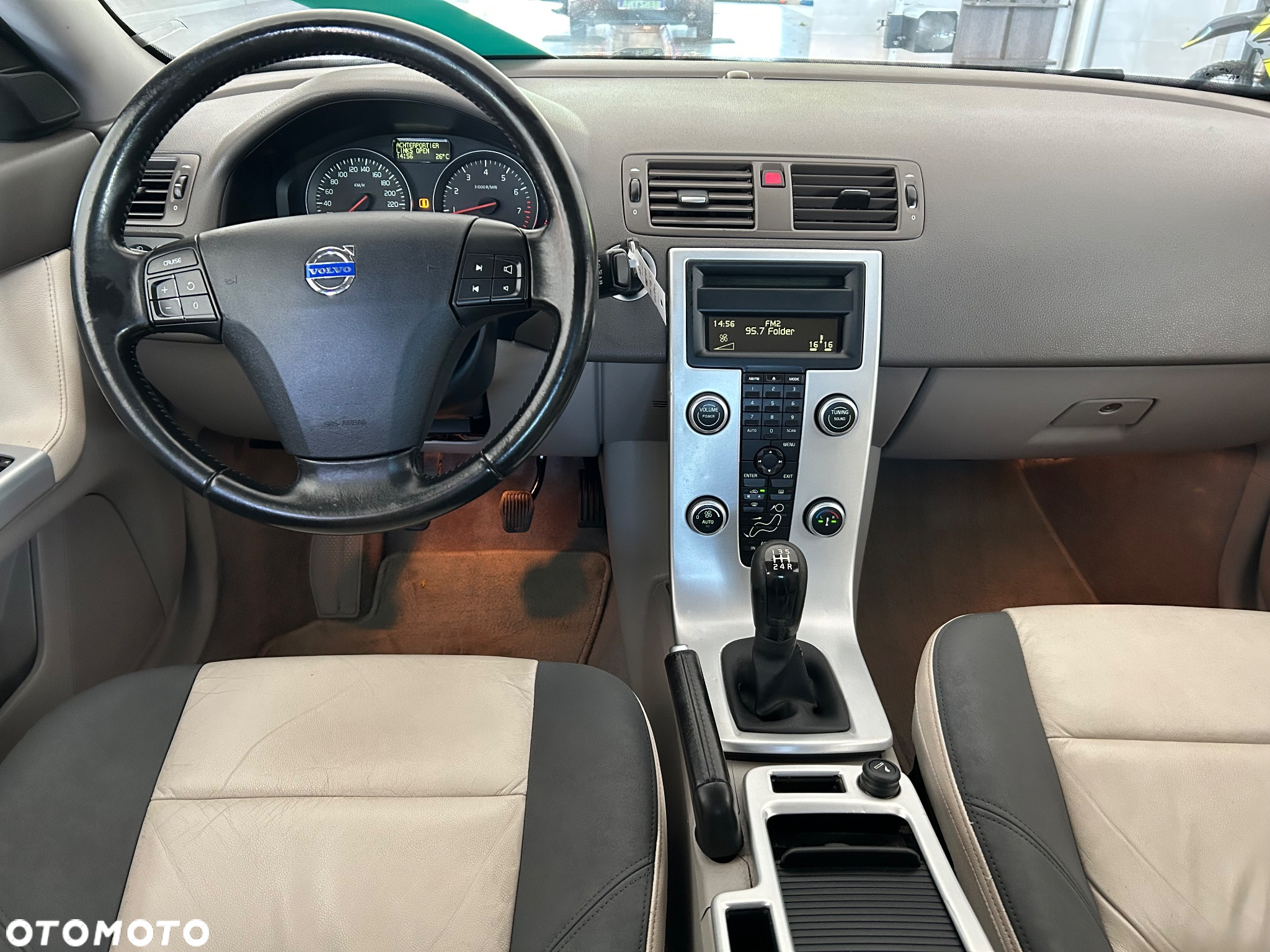 Volvo S40 1.6 Momentum - 22